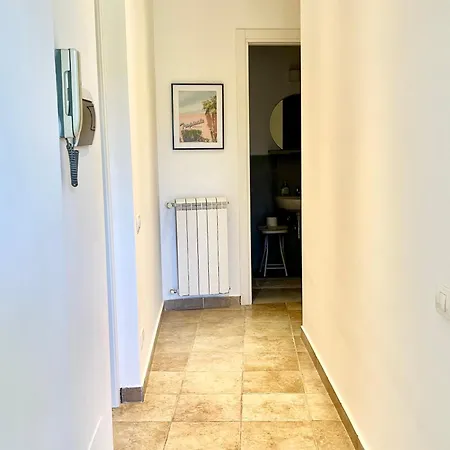 Casa Isetta & La Casetta Degli Dei Apartment *