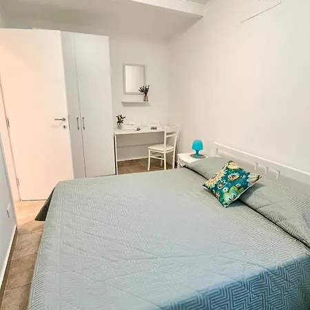 Apartment Casa Isetta & La Casetta Degli Dei