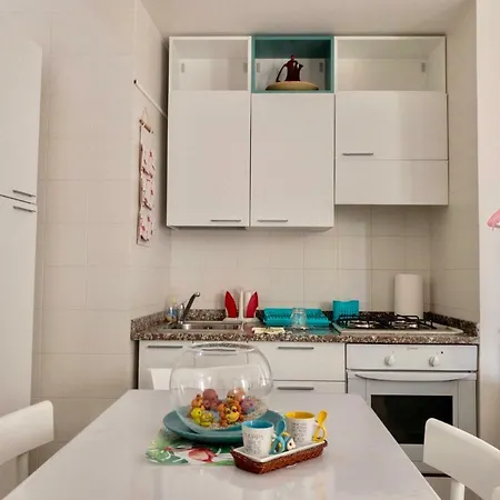 Casa Isetta & La Casetta Degli Dei Apartment